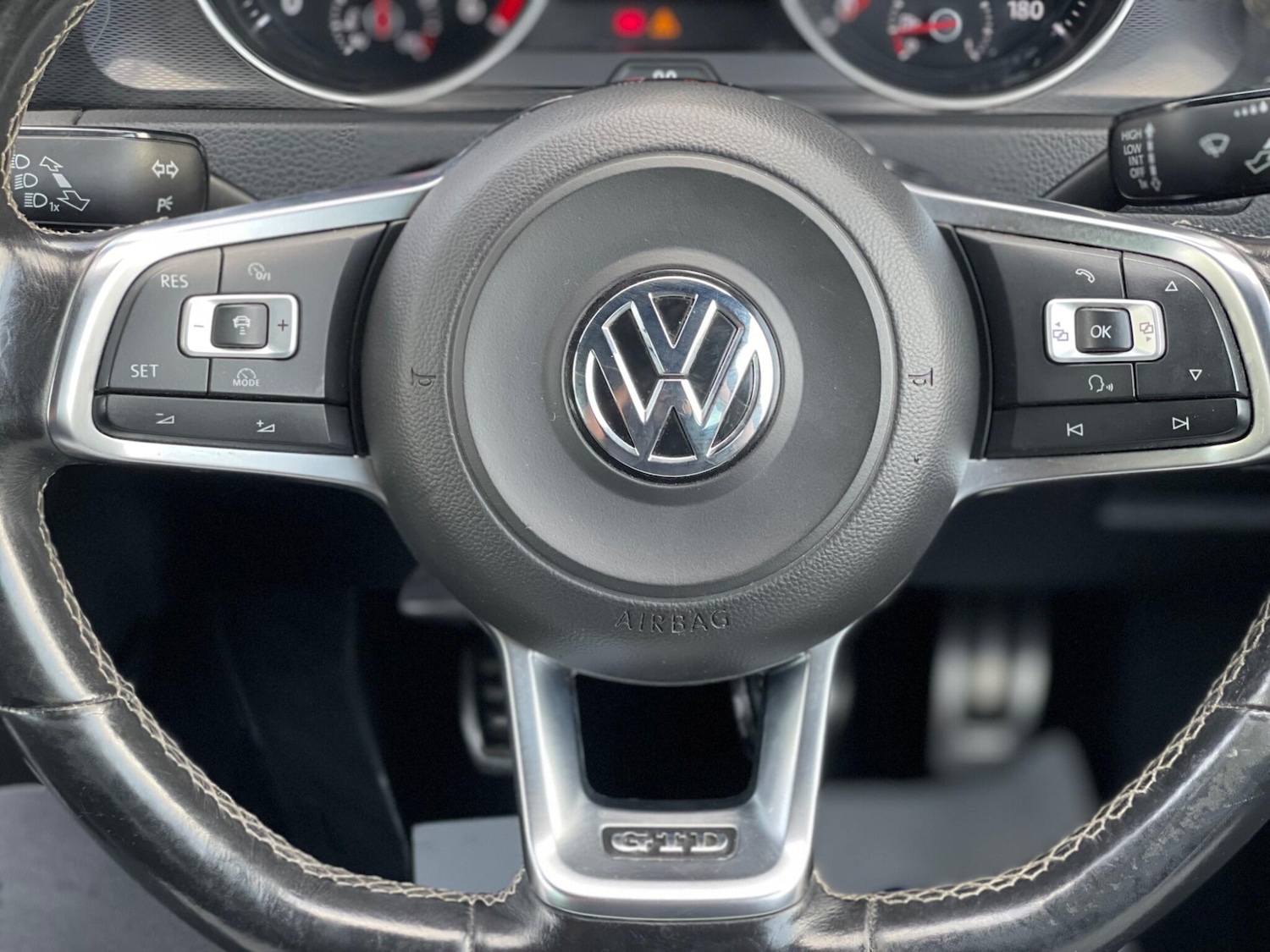 Used Volkswagen Golf 2015 for sale - 76572068: Photo 17