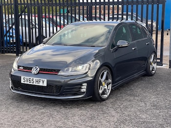 Used Volkswagen Golf 2015 for sale - 77073862: Photo