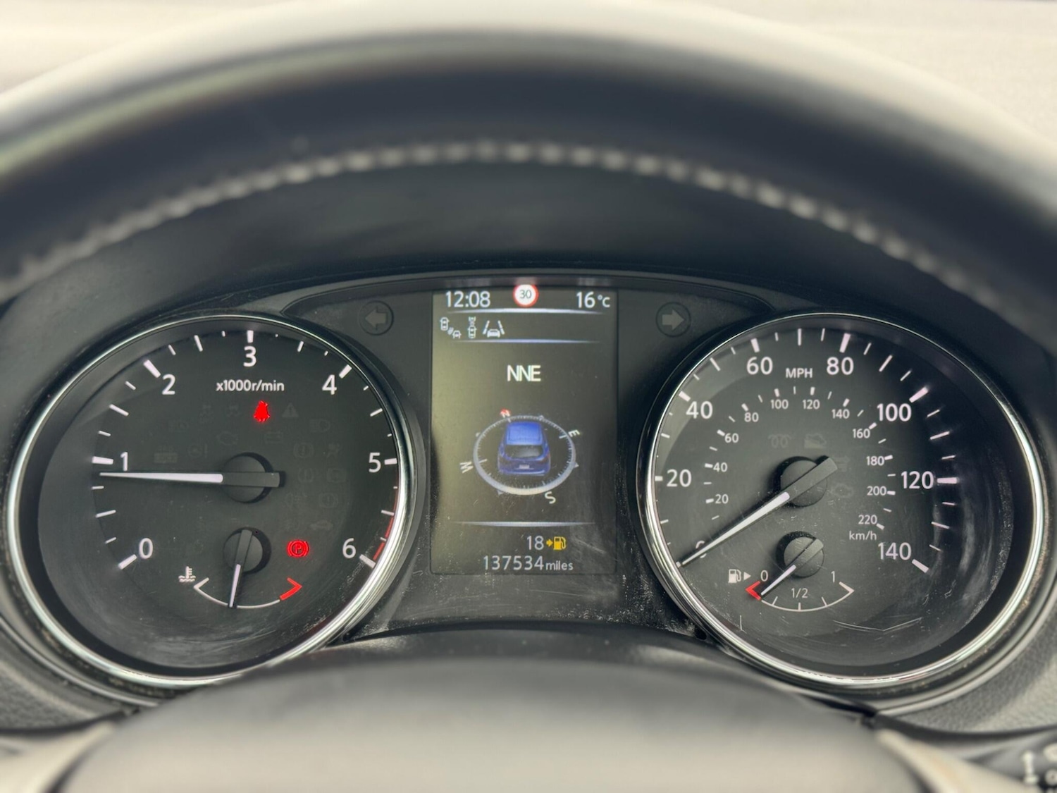 Used Nissan Qashqai 2017 for sale - 76550123: Photo 15