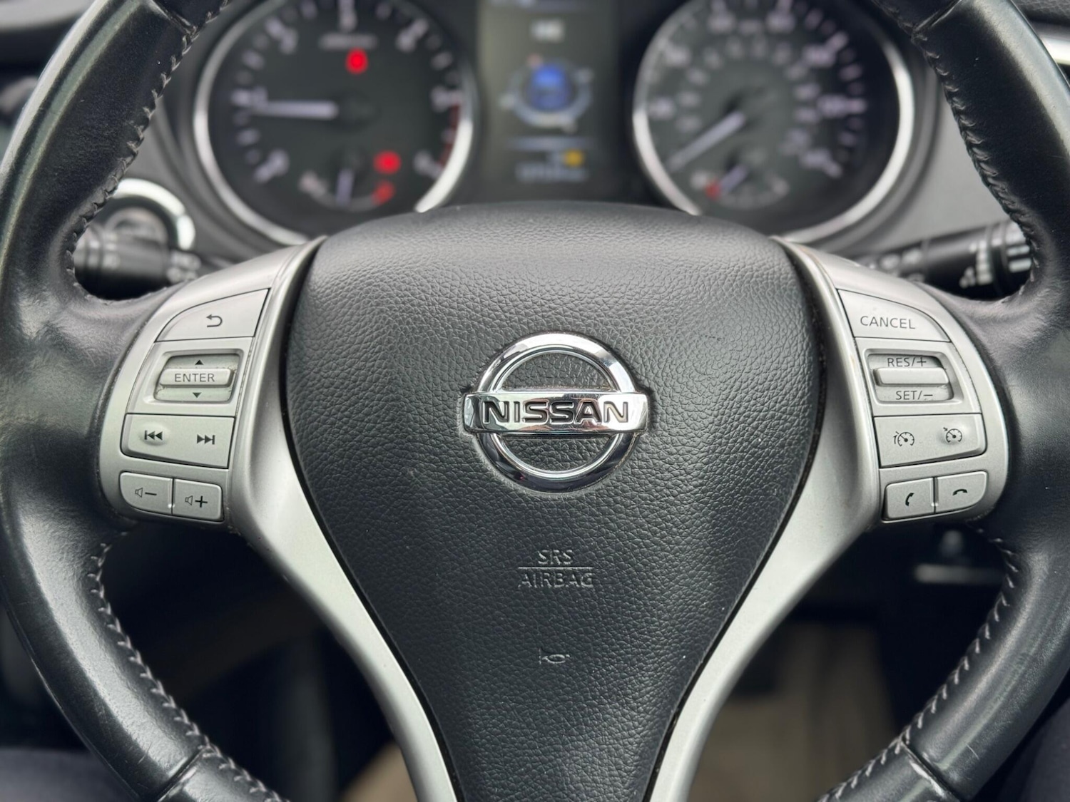 Used Nissan Qashqai 2017 for sale - 76550123: Photo 16