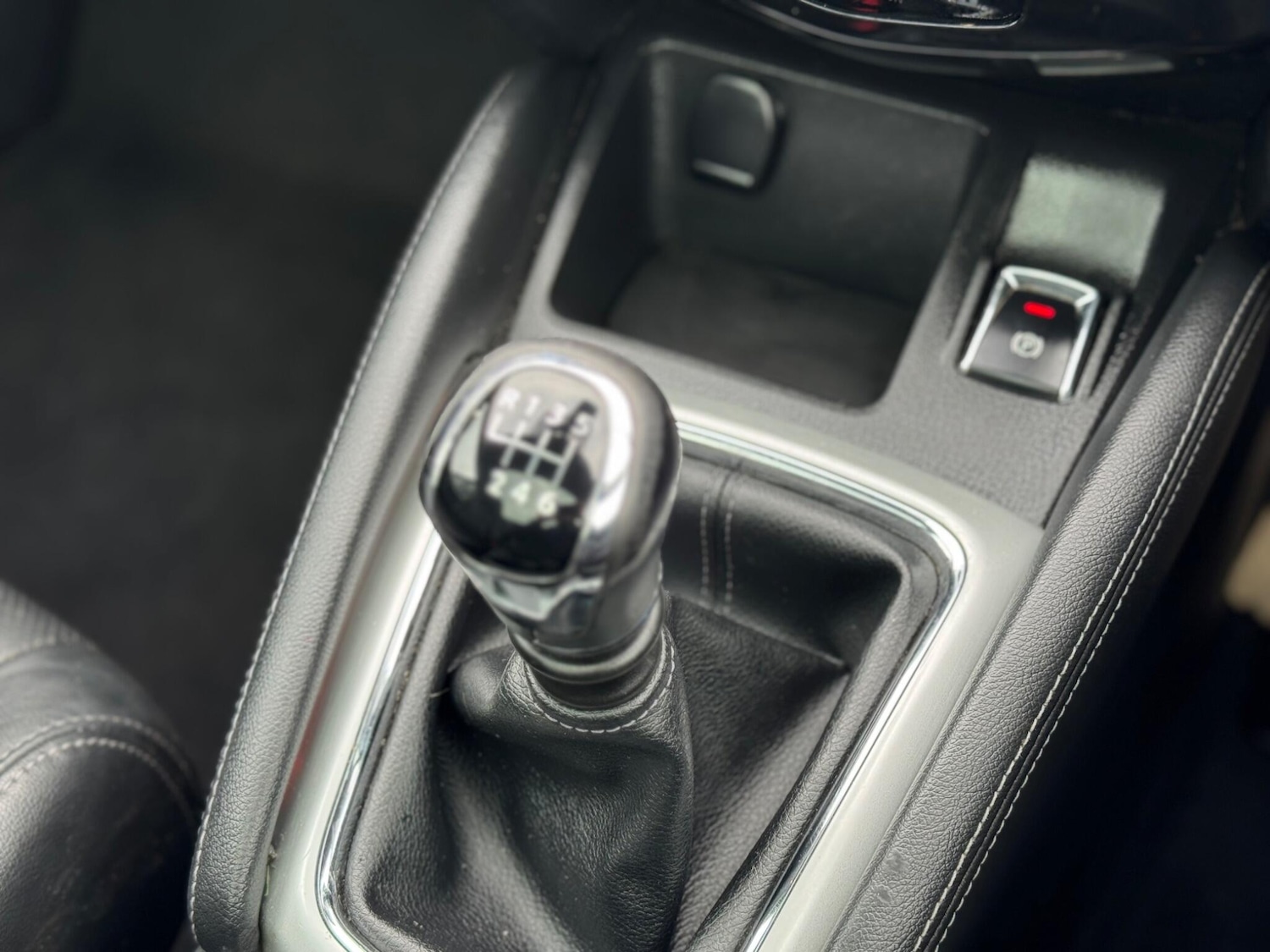 Used Nissan Qashqai 2017 for sale - 76550123: Photo 23