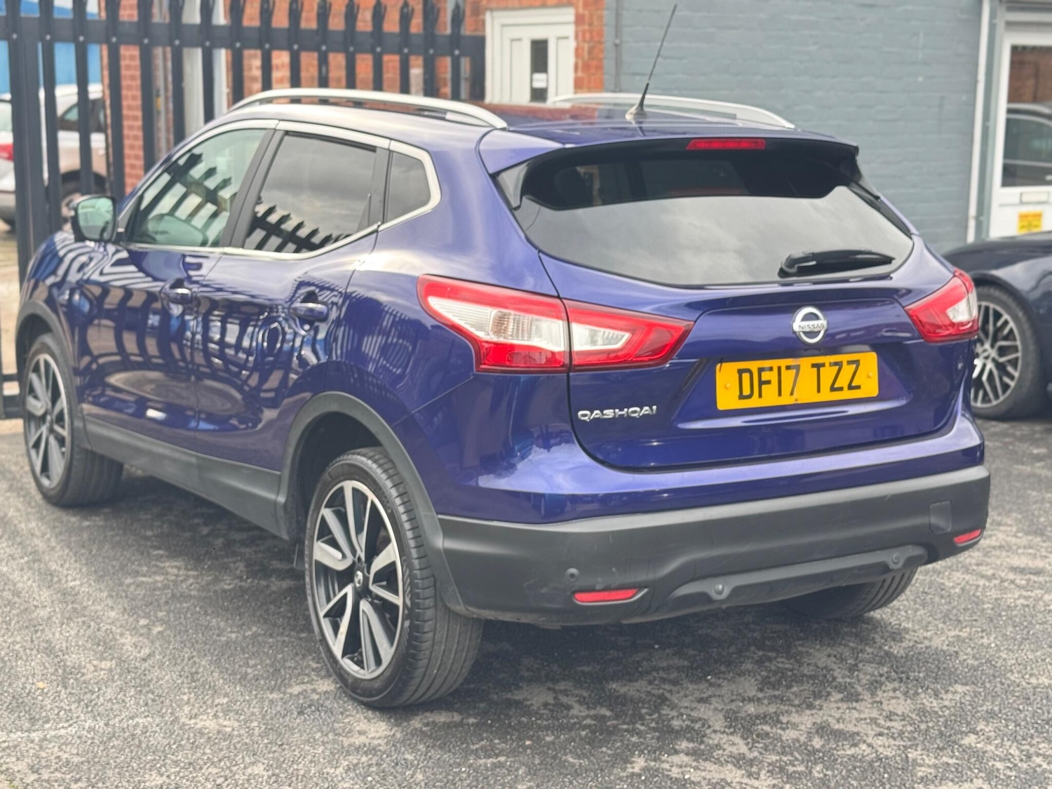 Used Nissan Qashqai 2017 for sale - 76550123: Photo 4