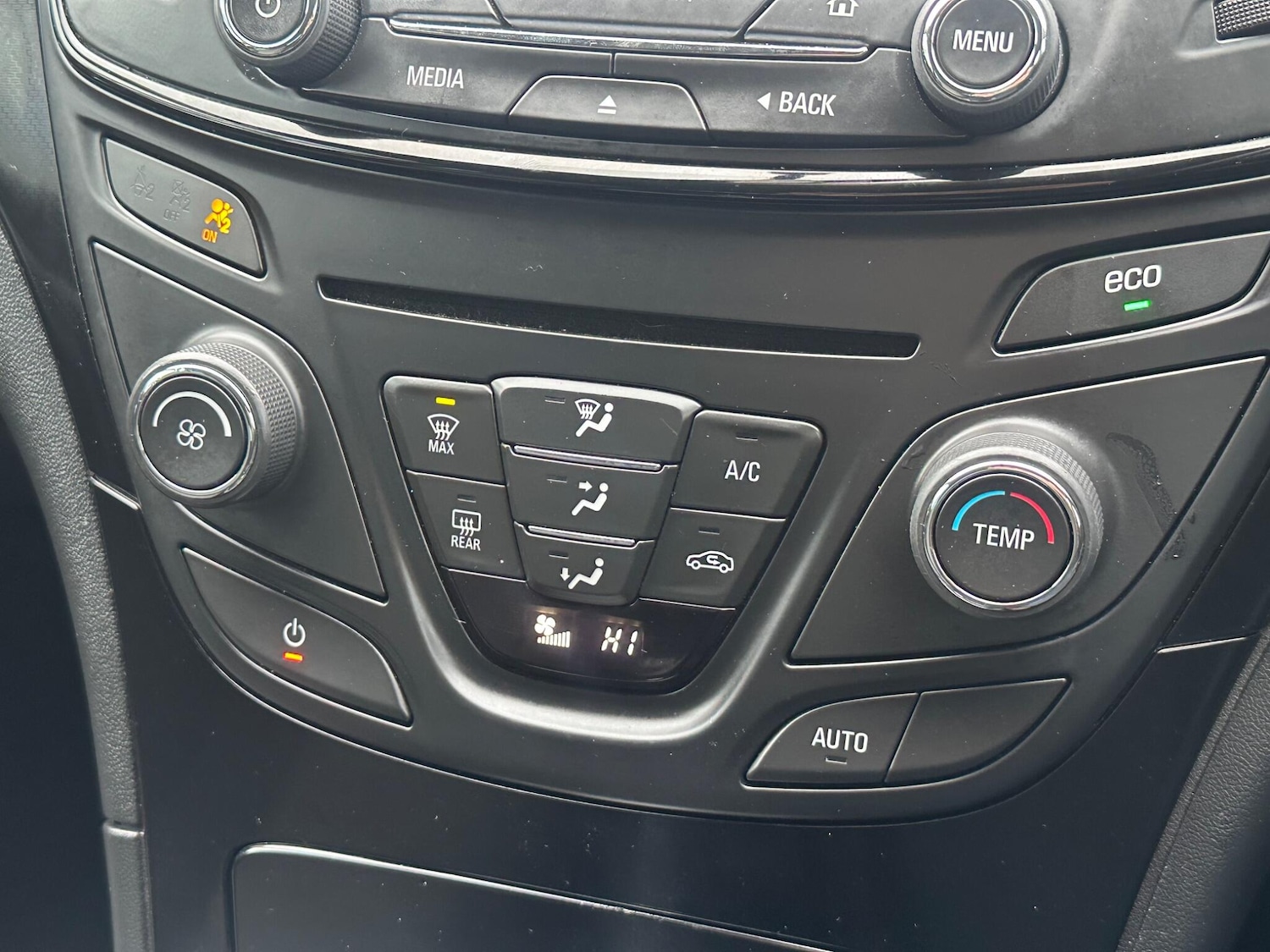 Used Vauxhall Insignia 2014 for sale - 77255403: Photo 12