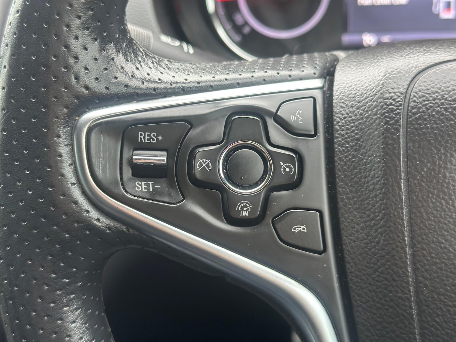 Used Vauxhall Insignia 2014 for sale - 77255403: Photo 9