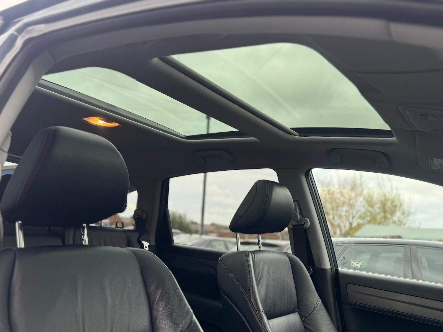 Used Honda CR-V 2011 for sale - 76573691: Photo 19