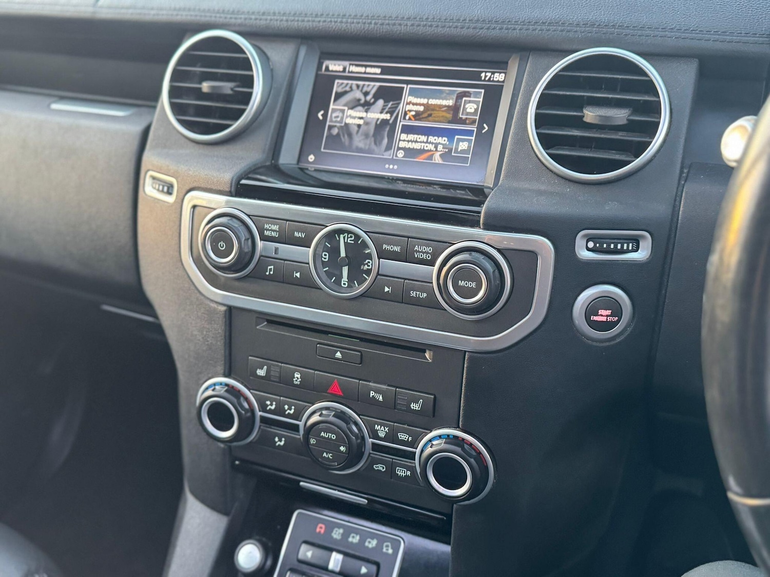 Used Land Rover Discovery 2015 for sale - 77926282: Photo 13