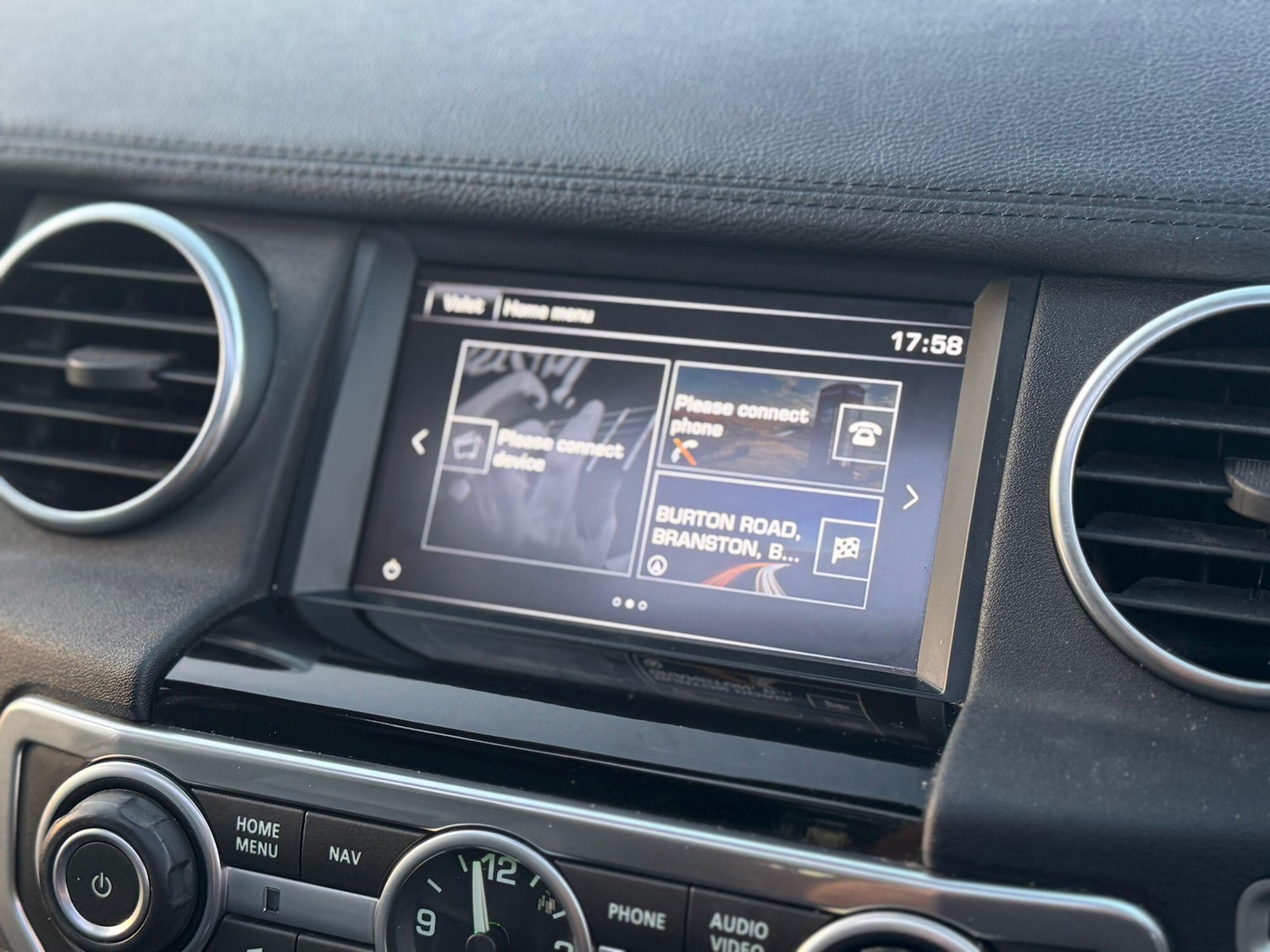 Used Land Rover Discovery 2015 for sale - 77926282: Photo 14