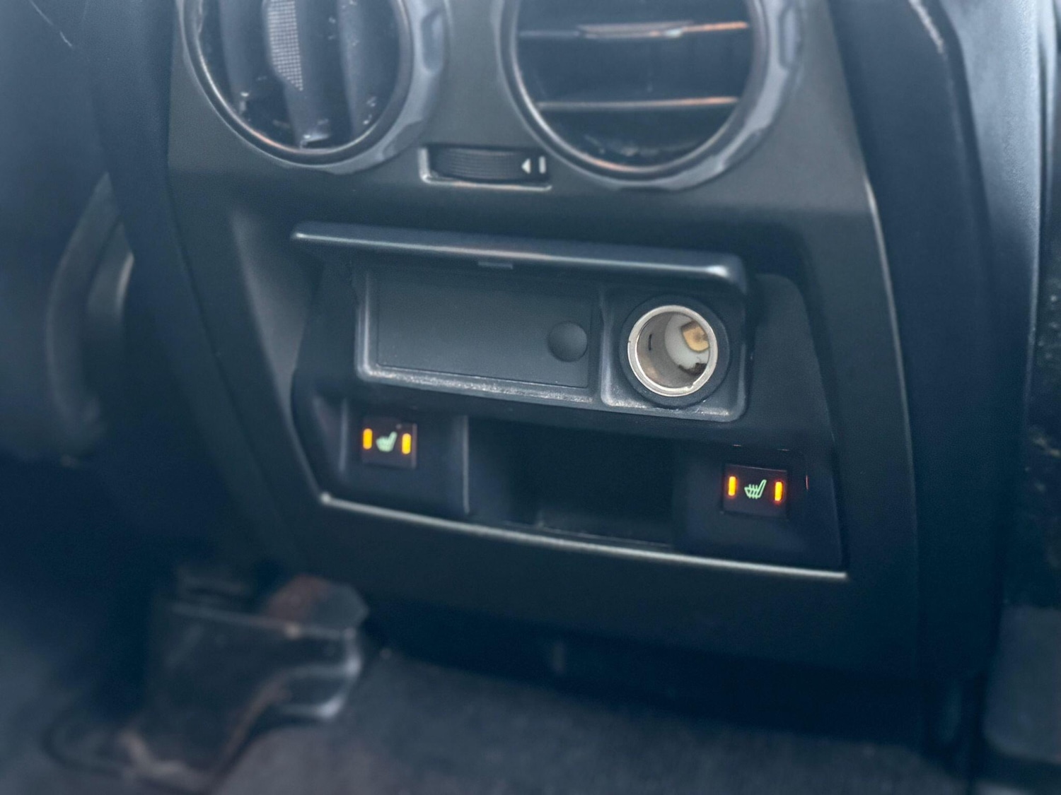 Used Land Rover Discovery 2015 for sale - 77926282: Photo 22