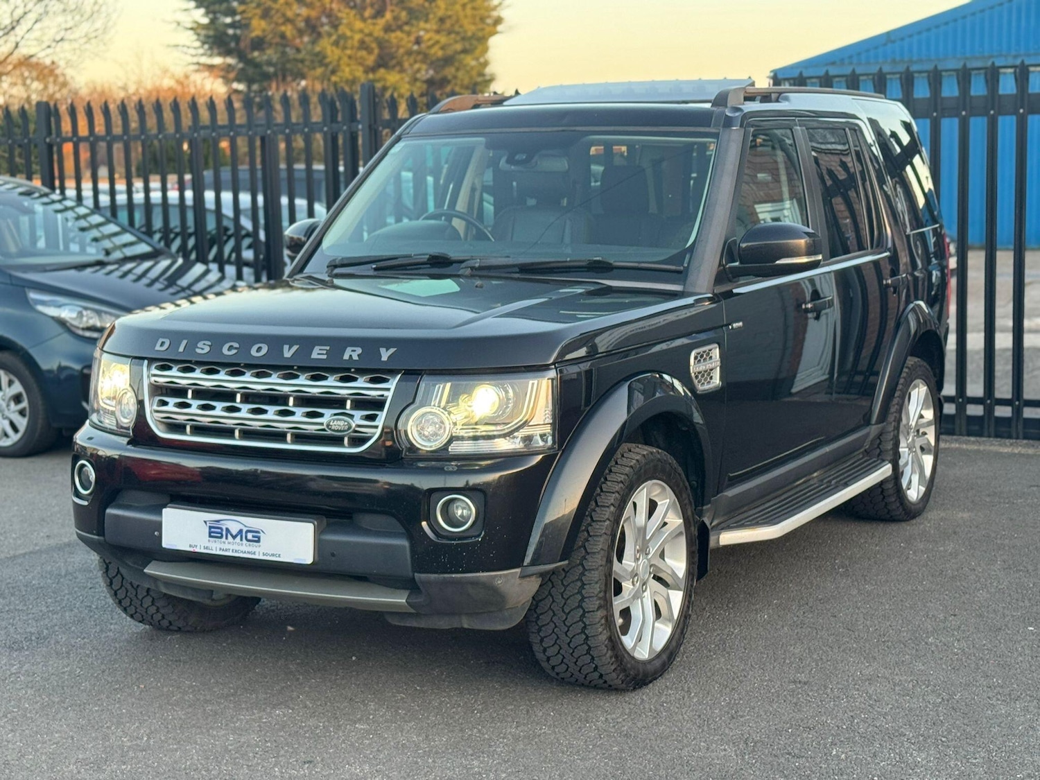 Used Land Rover Discovery 2015 for sale - 77926282: Photo 3
