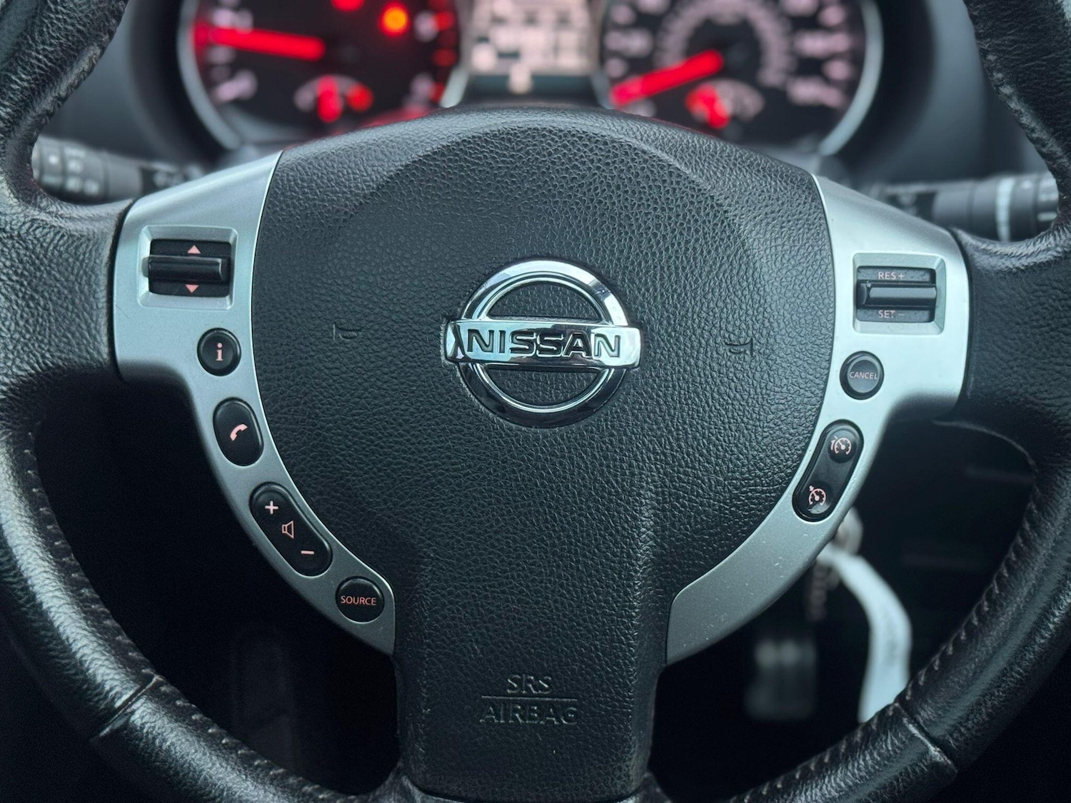 Used Nissan Qashqai 2012 for sale - 76561051: Photo 10