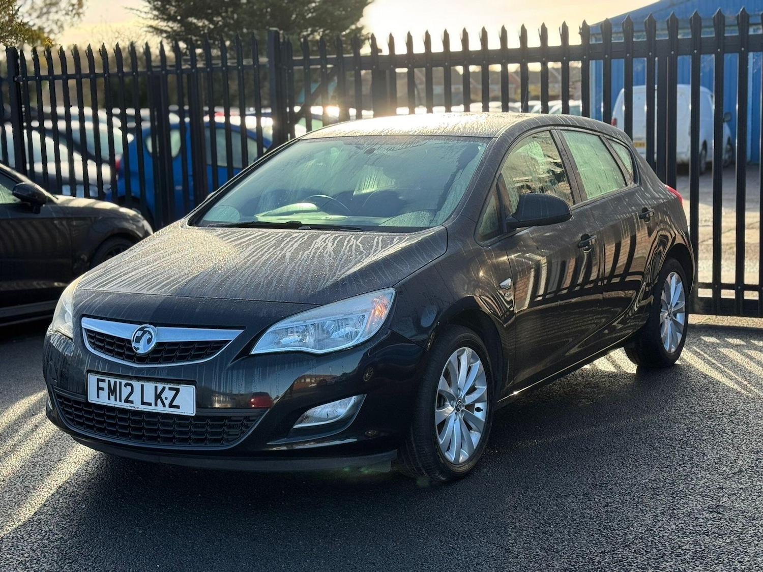 Used Vauxhall Astra 2012 for sale - 76572287: Photo 3