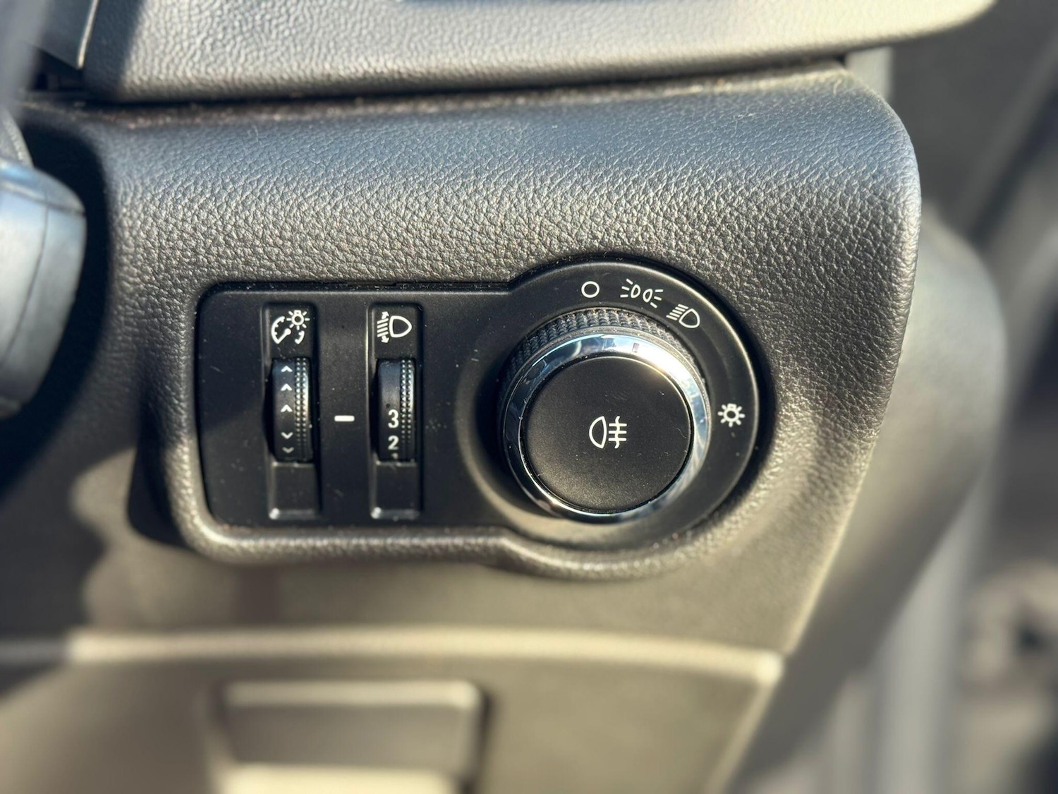 Used Vauxhall Astra 2012 for sale - 76572287: Photo 9