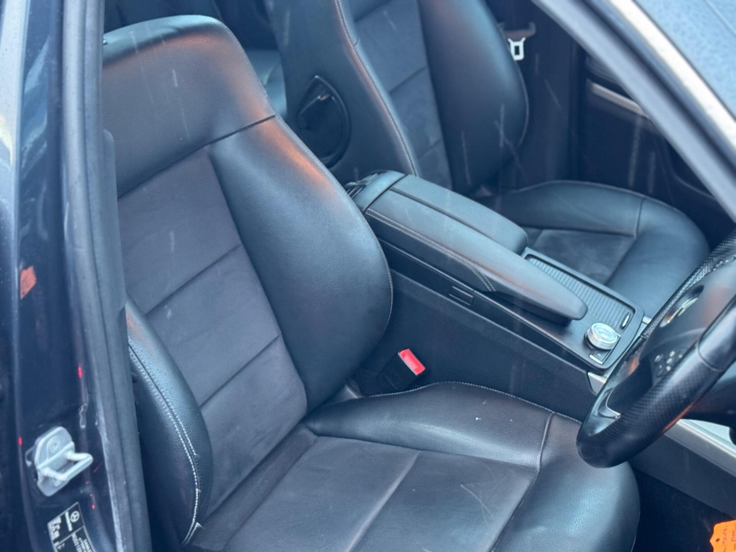 Used Mercedes-Benz E Class 2009 for sale - 77585917: Photo 10