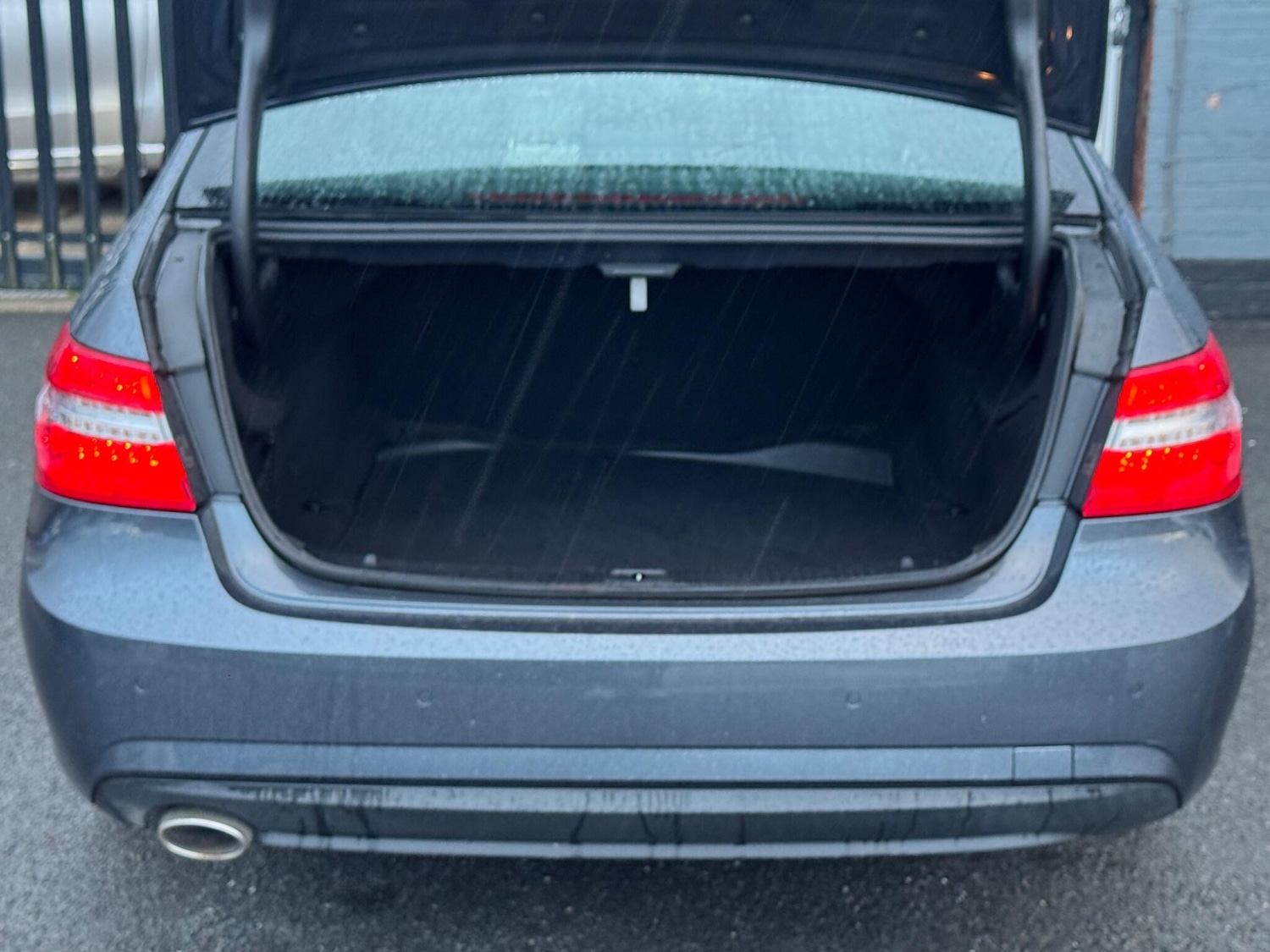 Used Mercedes-Benz E Class 2009 for sale - 77585917: Photo 14