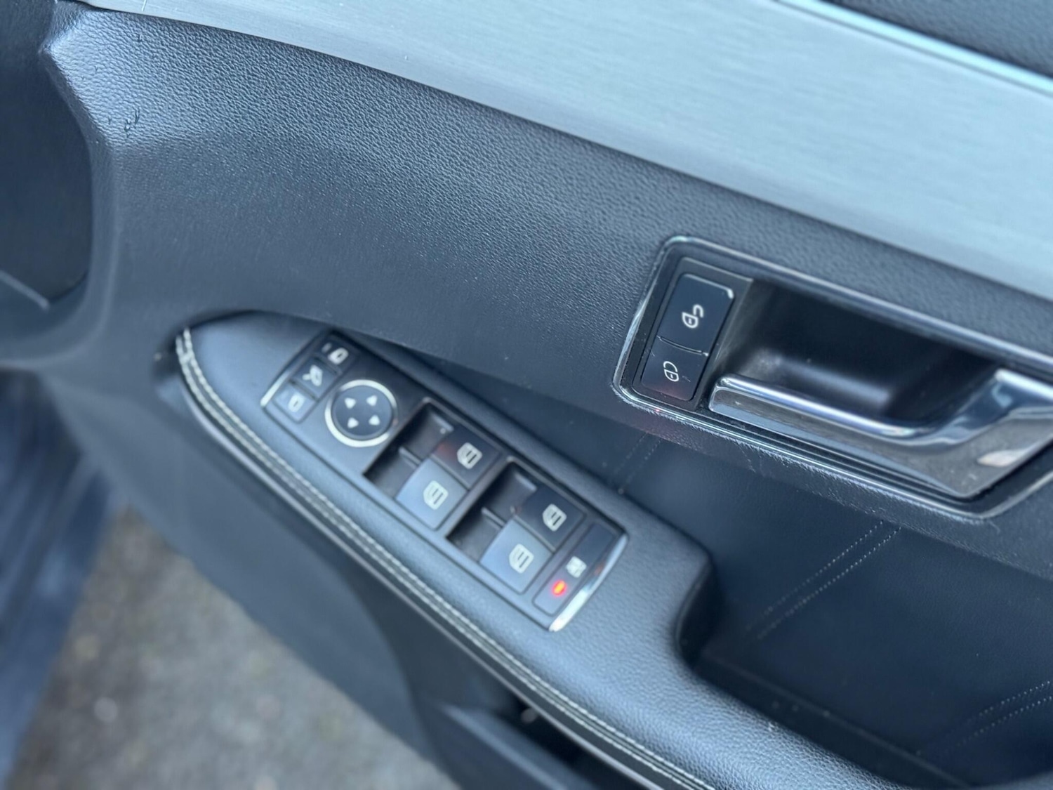 Used Mercedes-Benz E Class 2009 for sale - 77585917: Photo 8