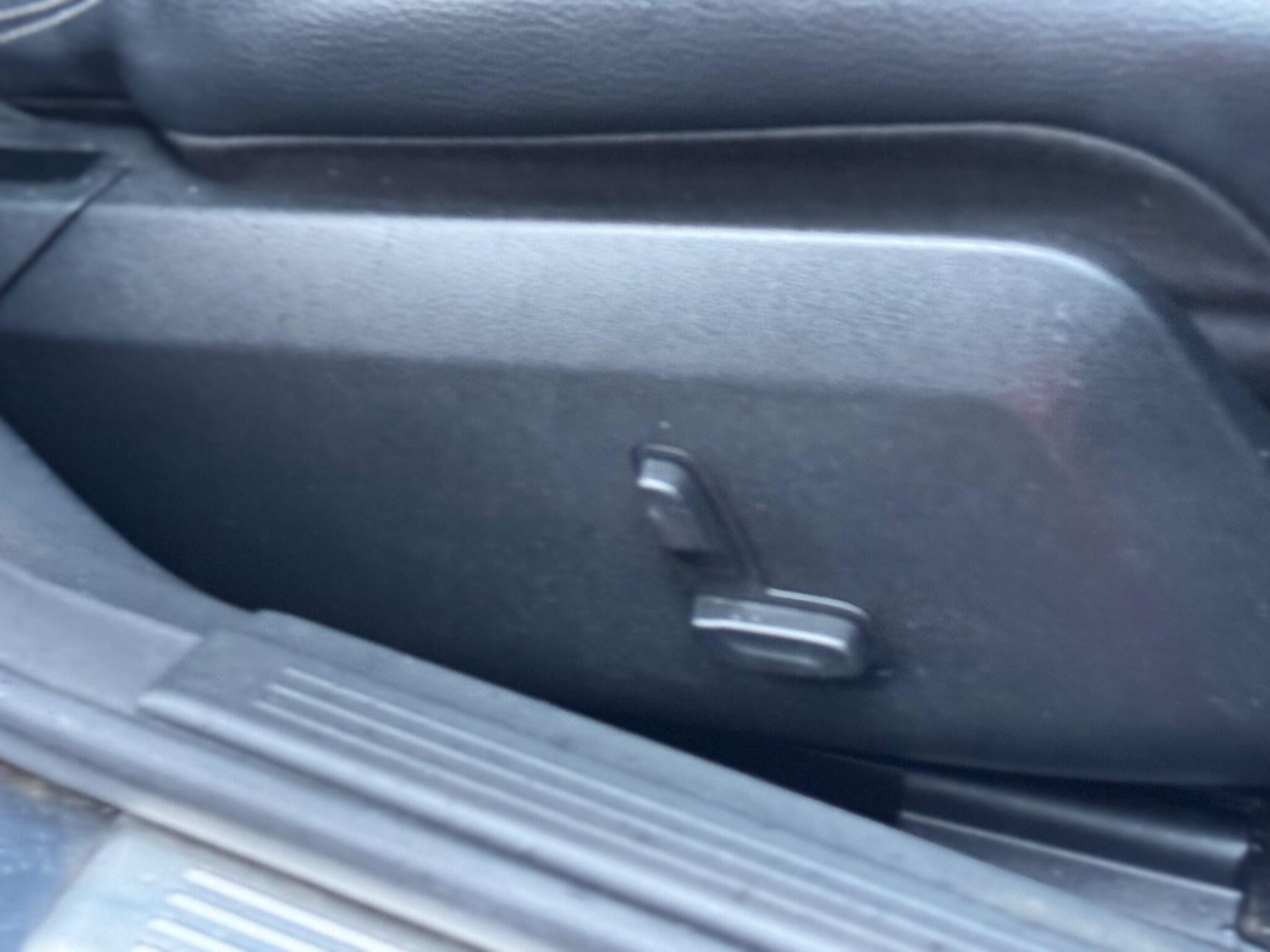 Used Mercedes-Benz E Class 2009 for sale - 77585917: Photo 9