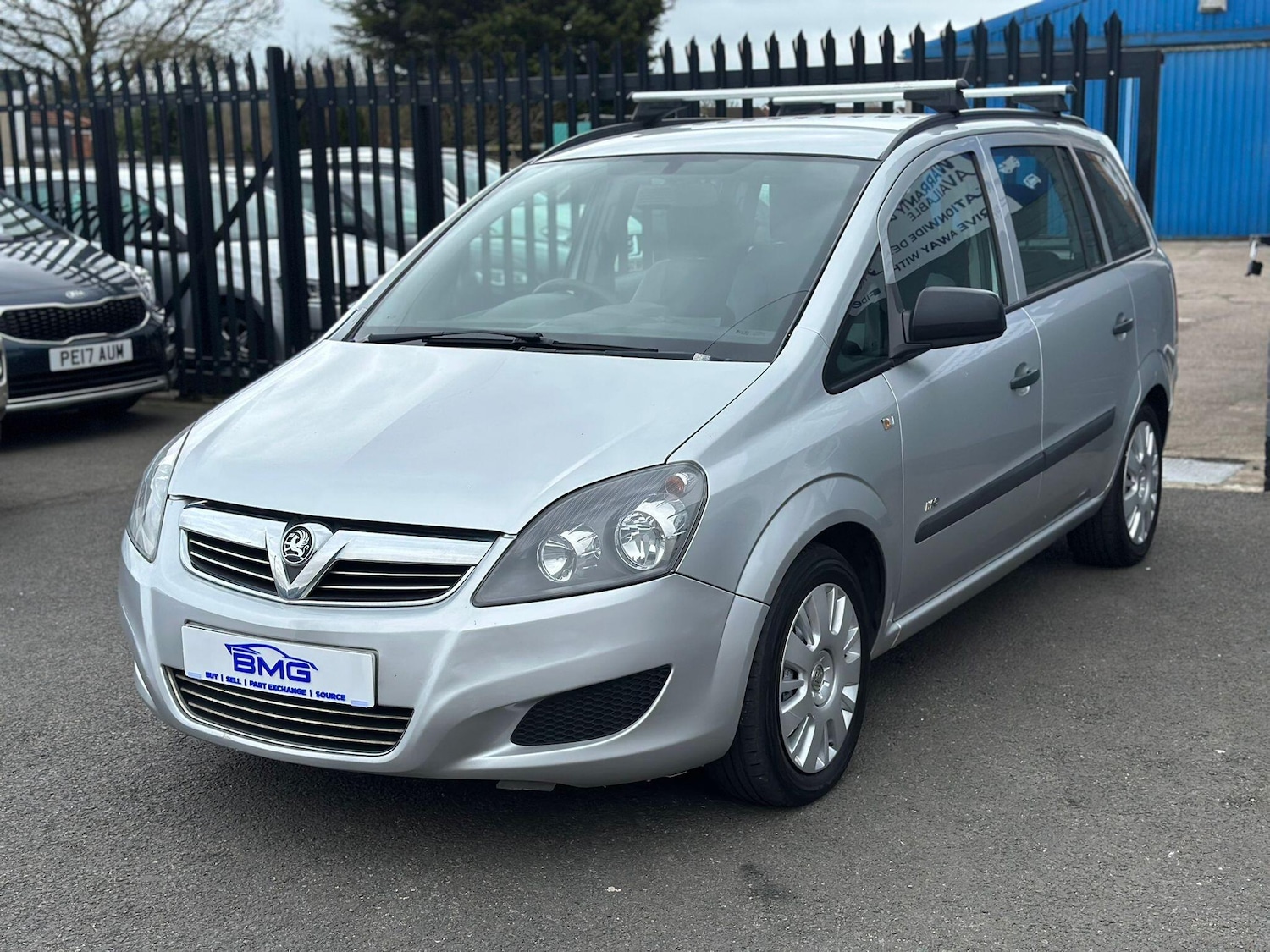 Used Vauxhall Zafira 2011 for sale - 77853597: Photo 3