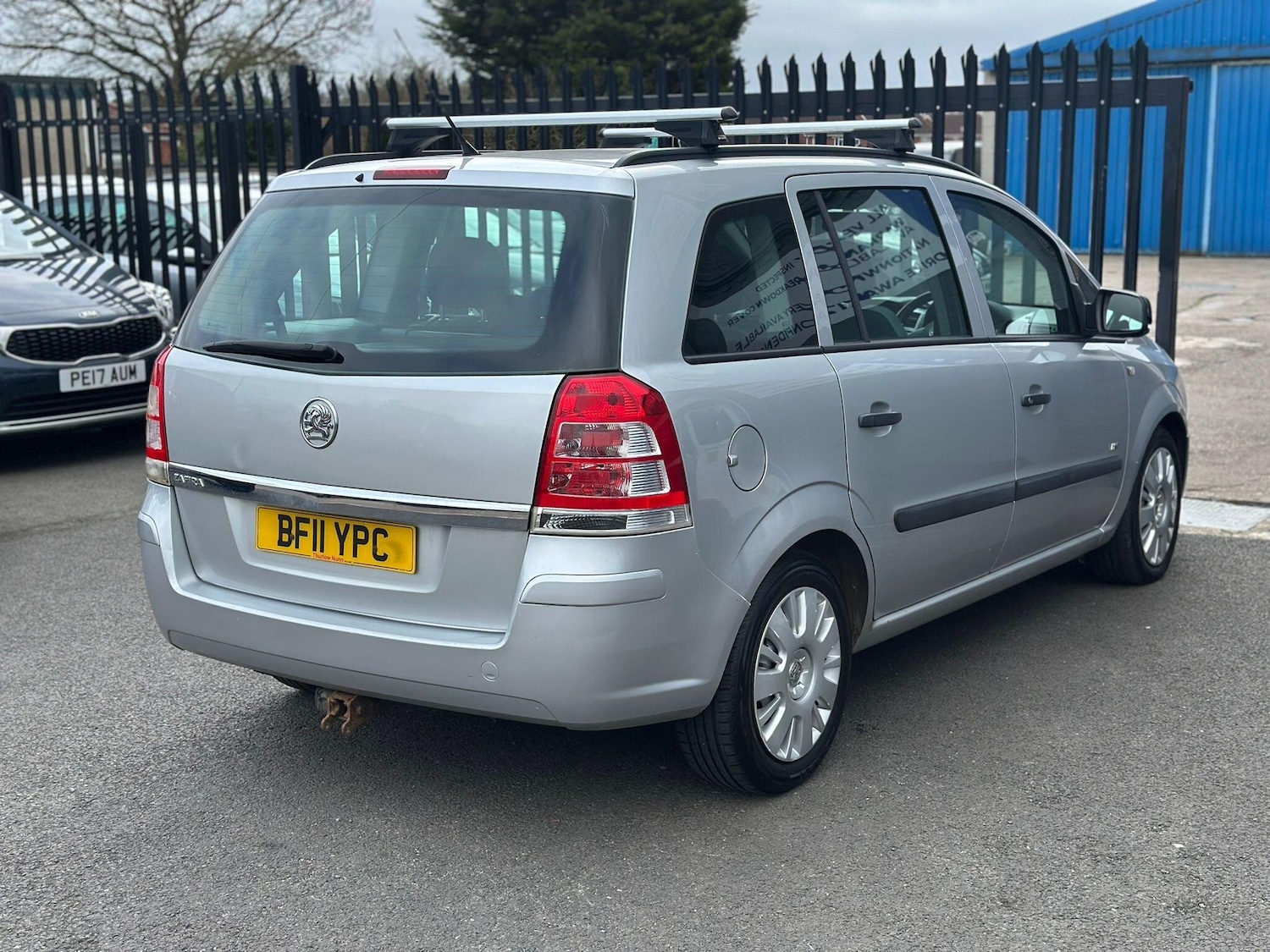 Used Vauxhall Zafira 2011 for sale - 77853597: Photo 6