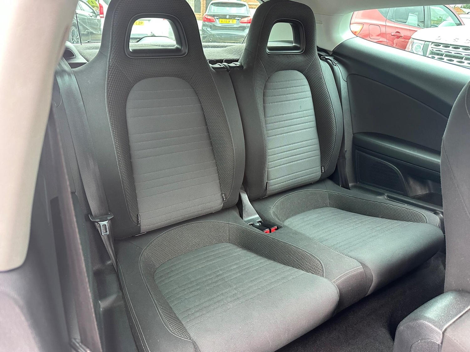 Used Volkswagen Scirocco 2010 for sale - 78072869: Photo 20