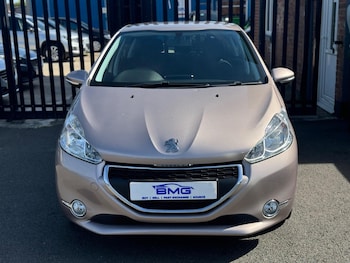 Used Peugeot 208 2015 for sale - 78704588: Photo