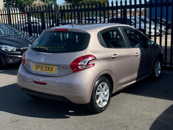 Used Peugeot 208 2015 for sale - 78704588: Photo