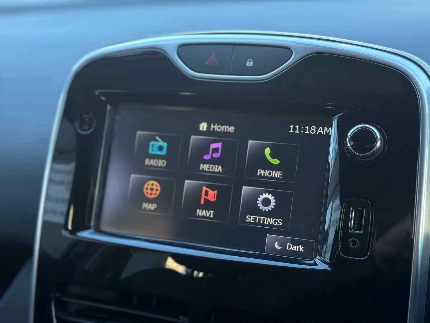 Used Renault Clio 2015 for sale - 77550142: Photo 15