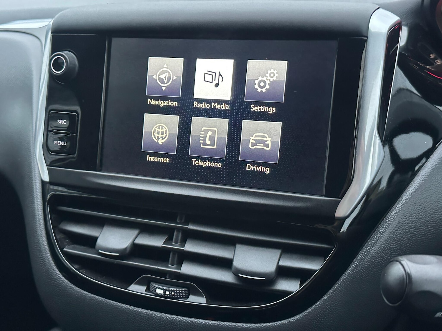 Used Peugeot 208 2015 for sale - 77166647: Photo 11