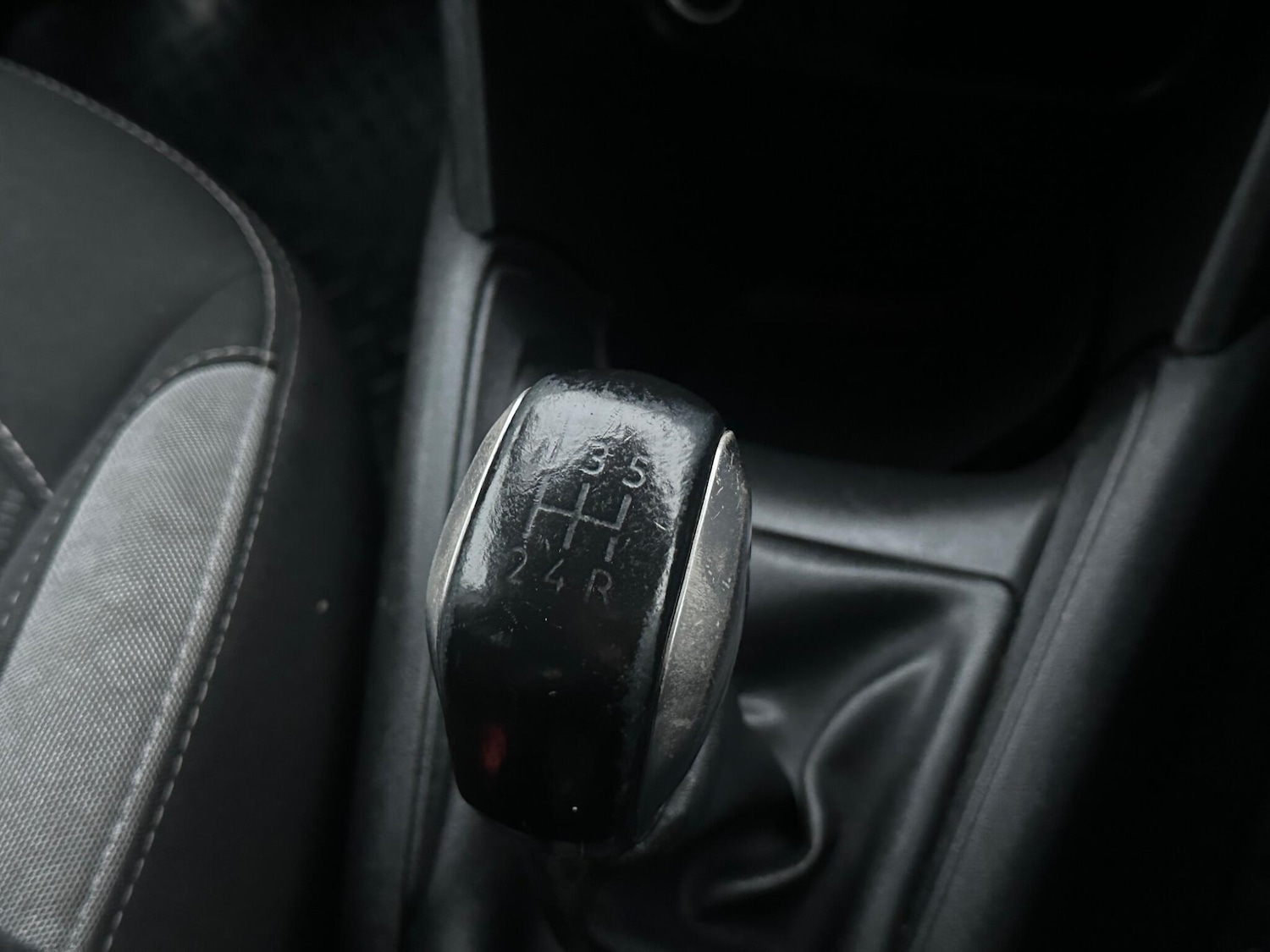 Used Peugeot 208 2015 for sale - 77166647: Photo 14