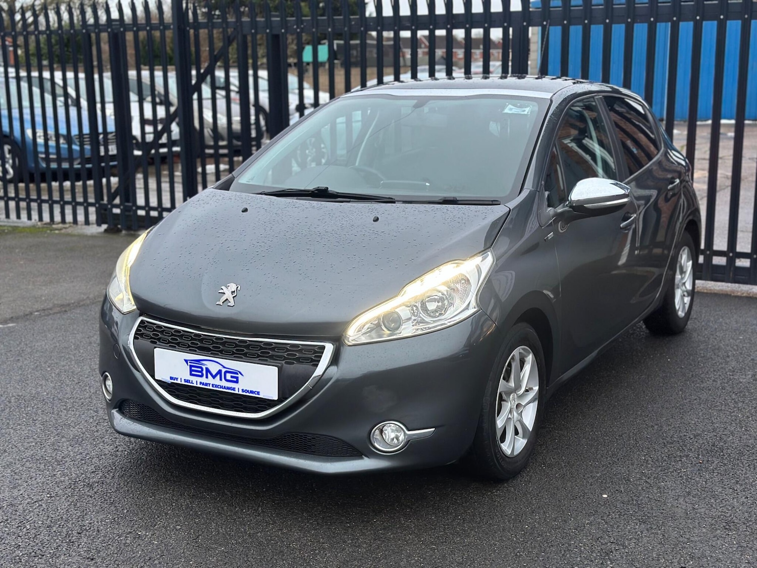 Used Peugeot 208 2015 for sale - 77166647: Photo 3