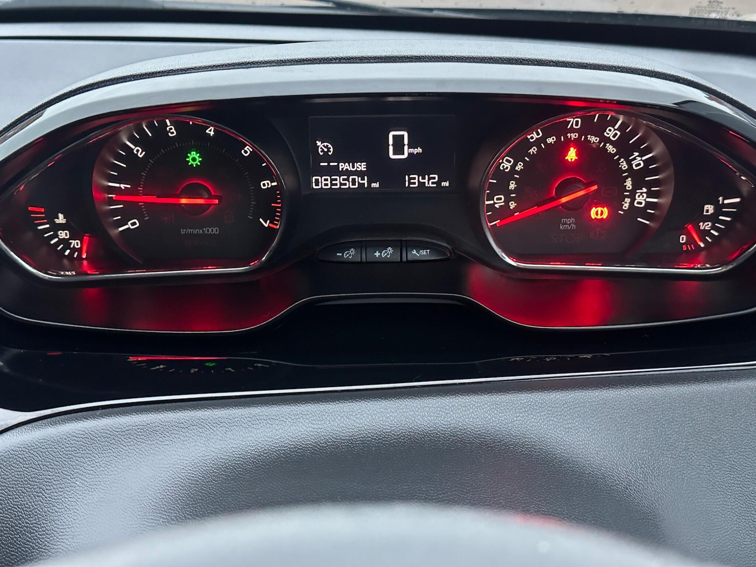 Used Peugeot 208 2015 for sale - 77166647: Photo 8