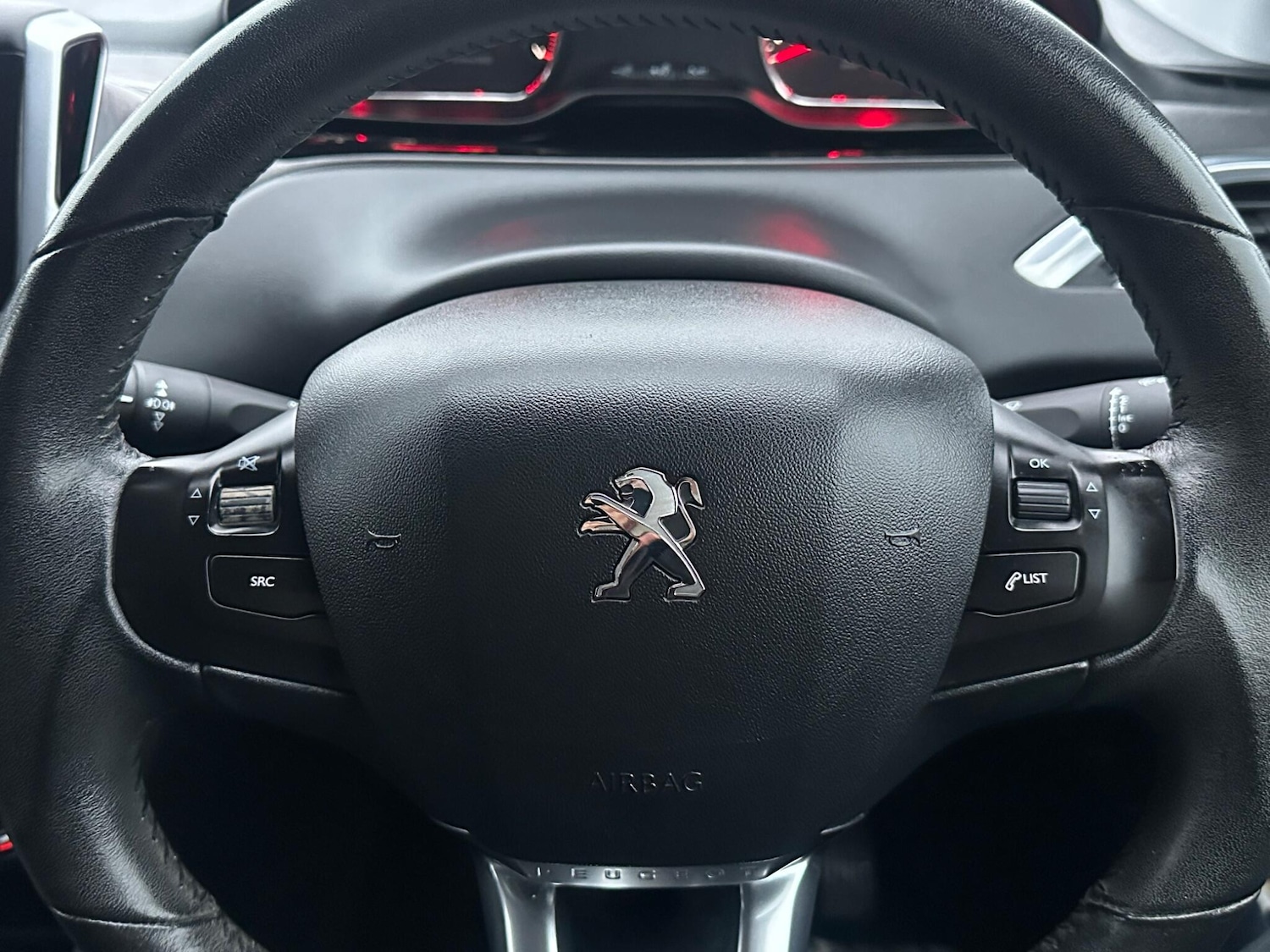 Used Peugeot 208 2015 for sale - 77166647: Photo 9