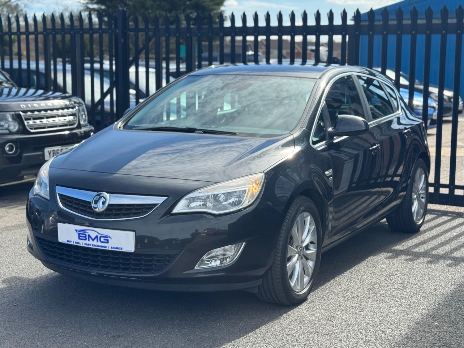 Used Vauxhall Astra 2011 for sale - 78033750: Photo 3