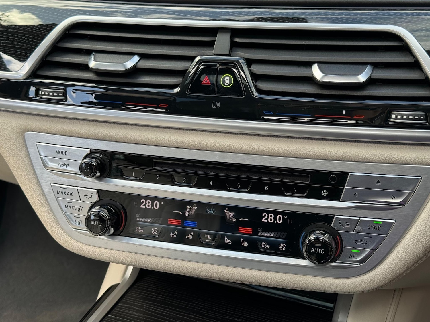 Used BMW 7 Series 2017 for sale - 77255370: Photo 44