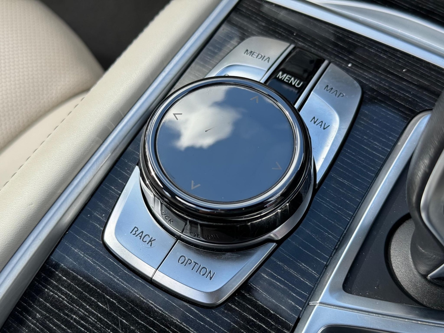 Used BMW 7 Series 2017 for sale - 77255370: Photo 48