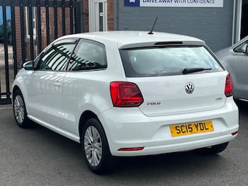 Used Volkswagen Polo 2015 for sale - 79645391: Photo