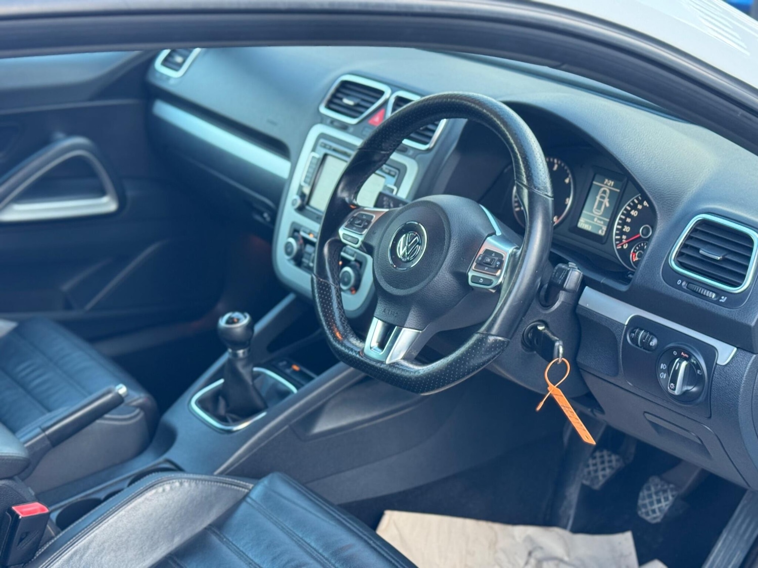 Used Volkswagen Scirocco 2010 for sale - 76550100: Photo 7