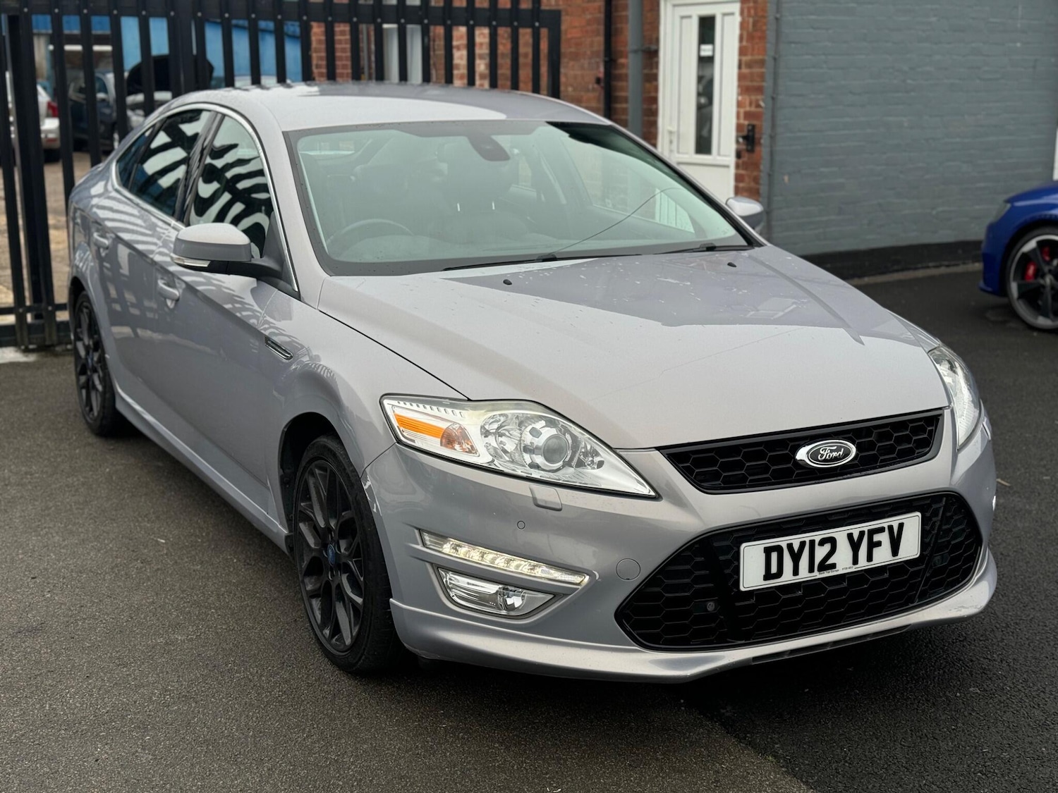 Used Ford Mondeo 2012 for sale - 76572057: Photo 1