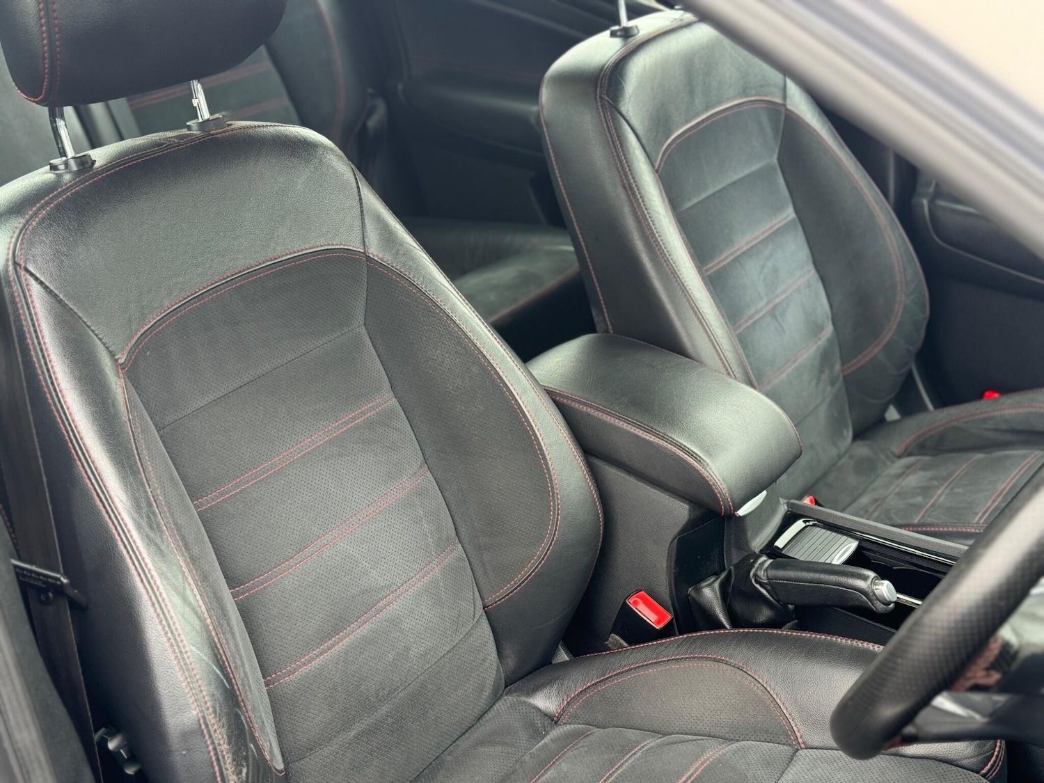 Used Ford Mondeo 2012 for sale - 76572057: Photo 16