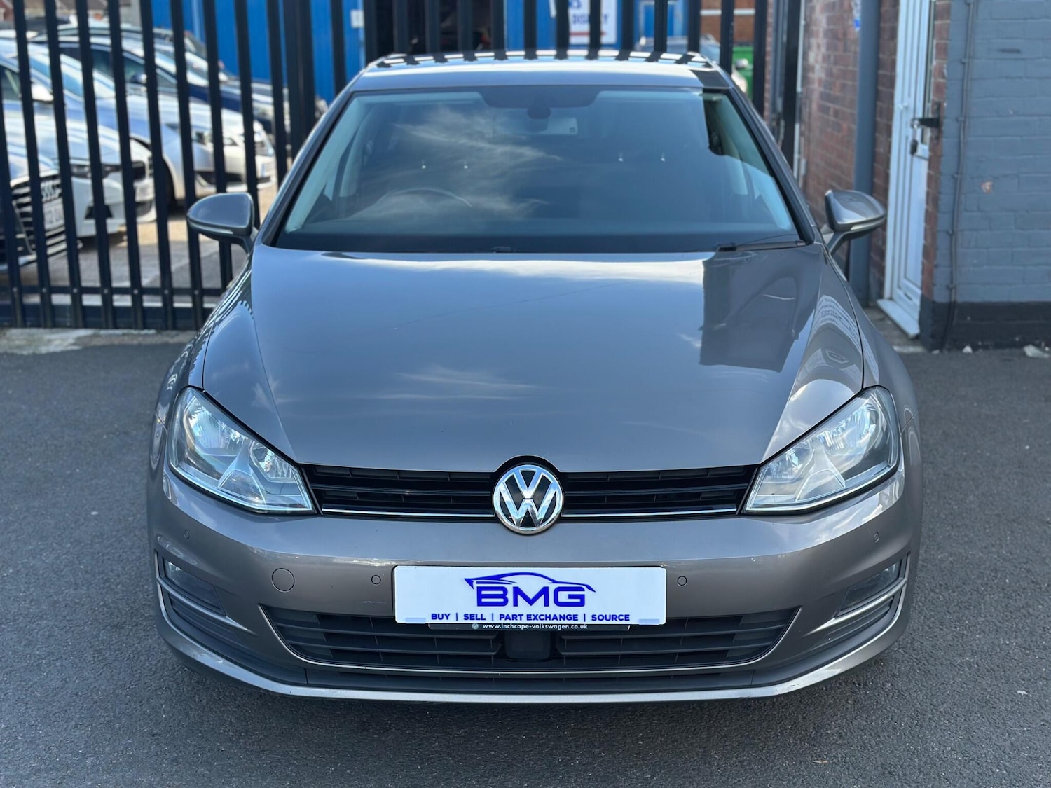 Used Volkswagen Golf 2014 for sale - 78147940: Photo 2