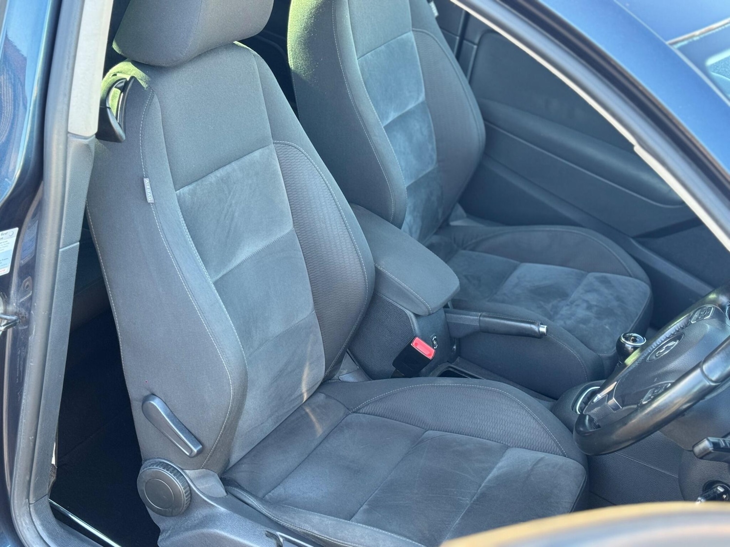 Used Volkswagen Golf 2009 for sale - 76781679: Photo 11