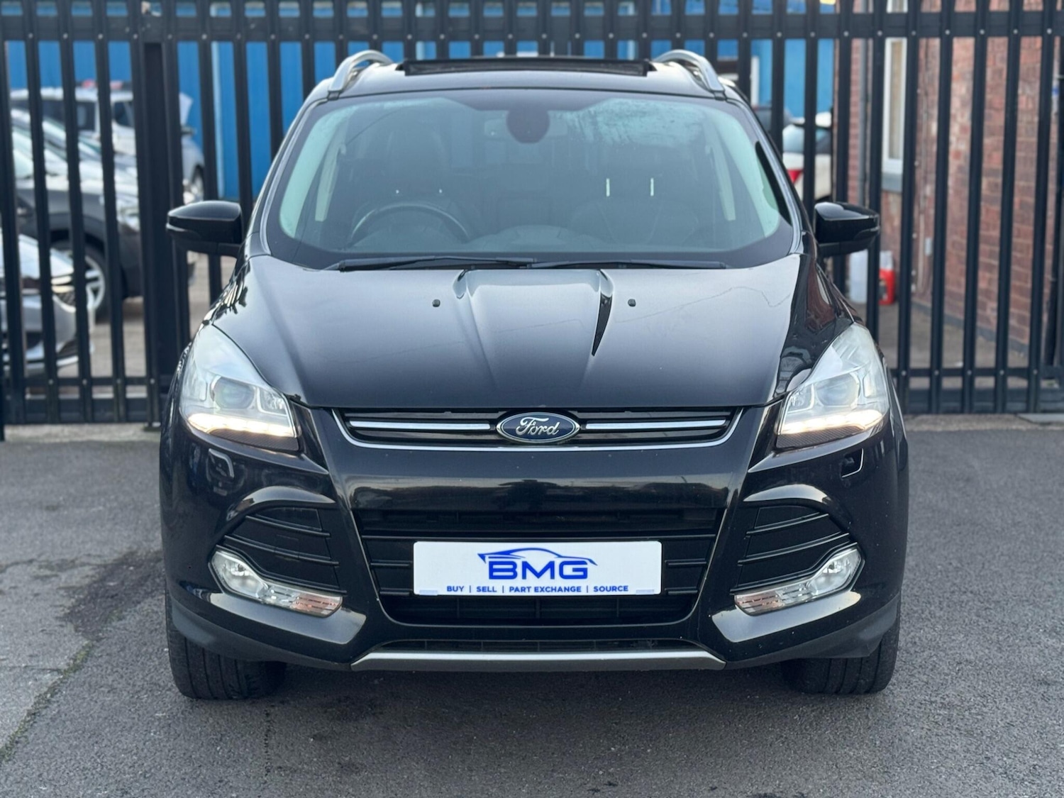 Used Ford Kuga 2015 for sale - 77255461: Photo 2