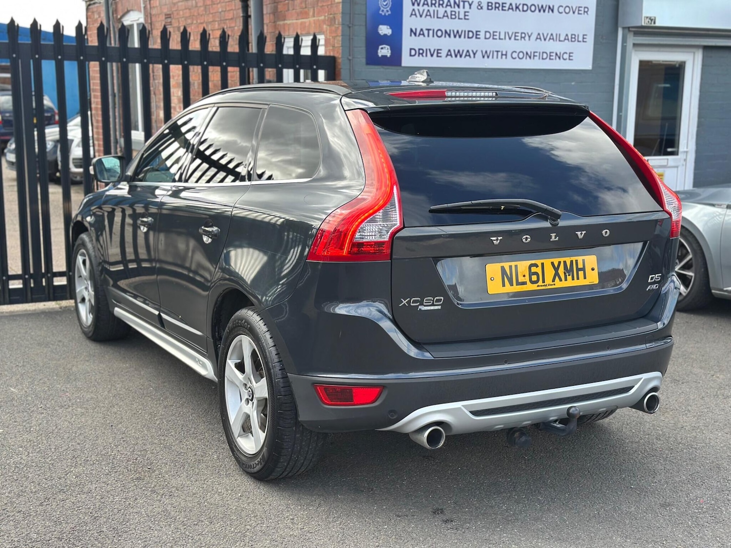 Used Volvo XC60 for sale - 77882411: Photo 4