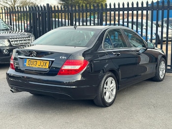 Used Mercedes-Benz C Class 2013 for sale - 77883437: Photo