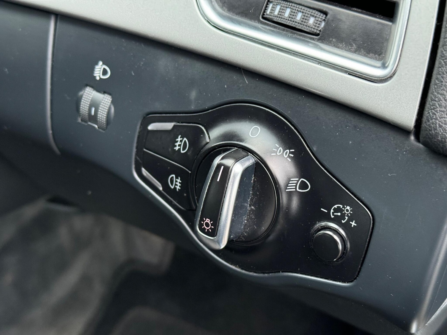 Used Audi A4 Avant 2011 for sale - 77723133: Photo 7