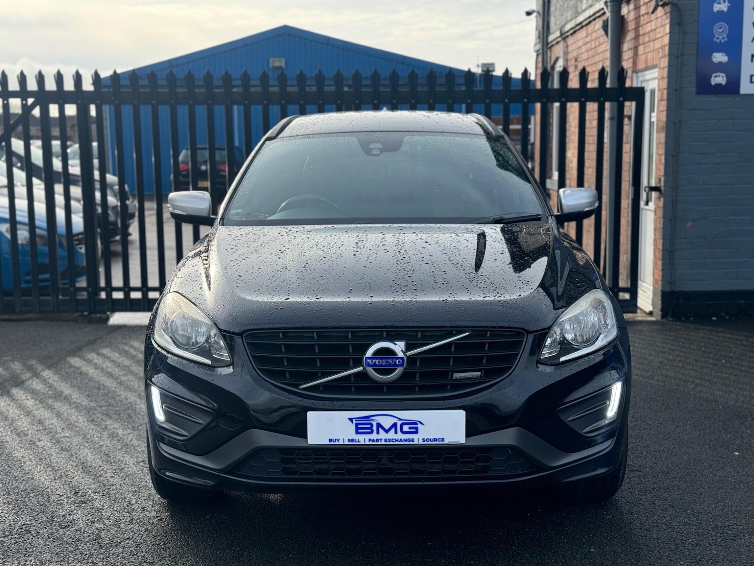 Used Volvo XC60 2014 for sale - 77255394: Photo 2