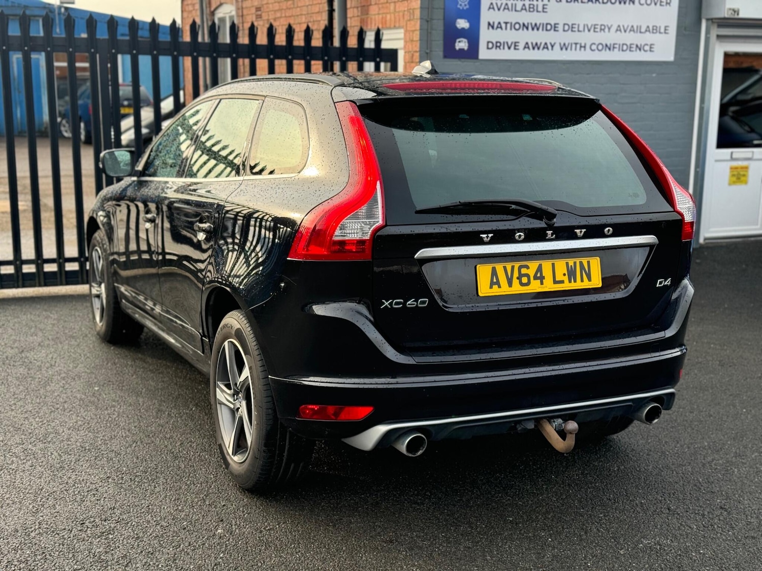 Used Volvo XC60 2014 for sale - 77255394: Photo 6