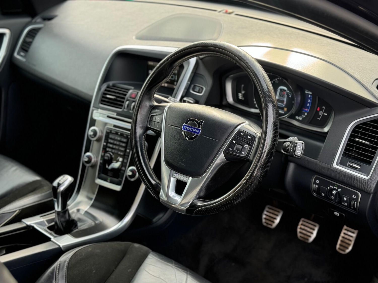 Used Volvo XC60 2014 for sale - 77255394: Photo 9