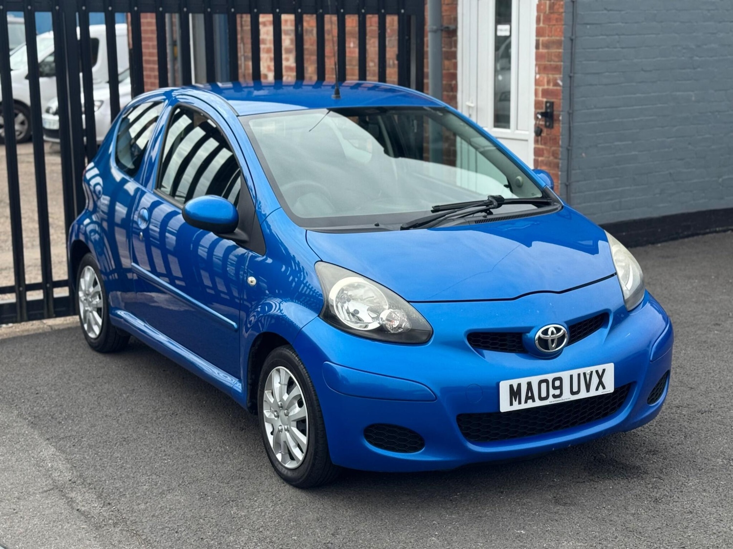 Used Toyota AYGO for sale - 76550216: Photo 1