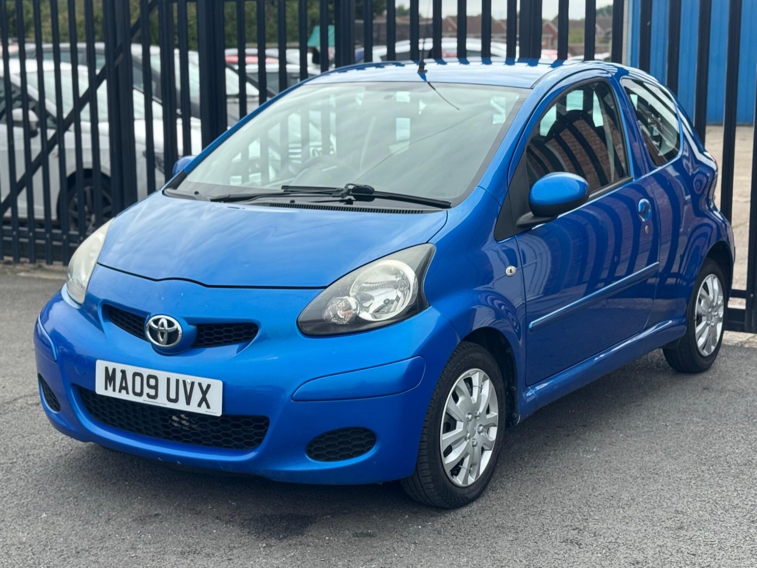 Used Toyota AYGO for sale - 76550216: Photo 3