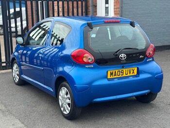 Used Toyota AYGO 2009 for sale - 76550216: Photo